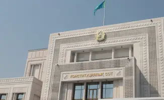 Конституционный Суд: ограничение прав на оспаривание записи о родителях в интересах защиты прав ребенка