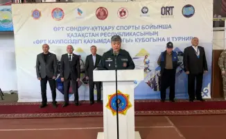 Спортсмены взлетают: кто покорит штурмовую лестницу?