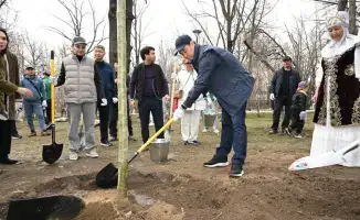 Субботник в Алматы в честь Тазару күні и инициатива Таза Қазақстан