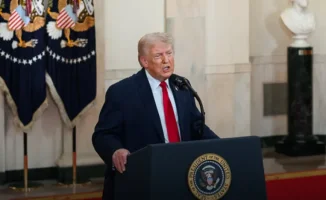 Экстренная эвакуация Трампа и Мелании: возможные последствия для безопасности высокопоставленных чиновников в Вашингтоне
