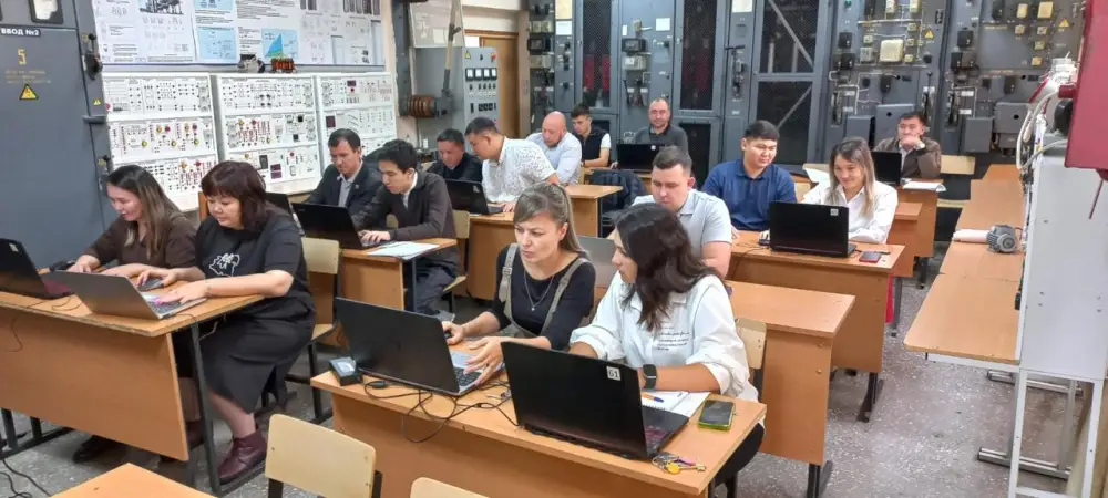 Курсы повышения квалификации прошли для педагогов колледжей (3)