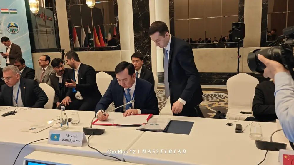 Казахстан принял участие в транспортном форуме в Бишкеке и подписал ряд важных документов (3)