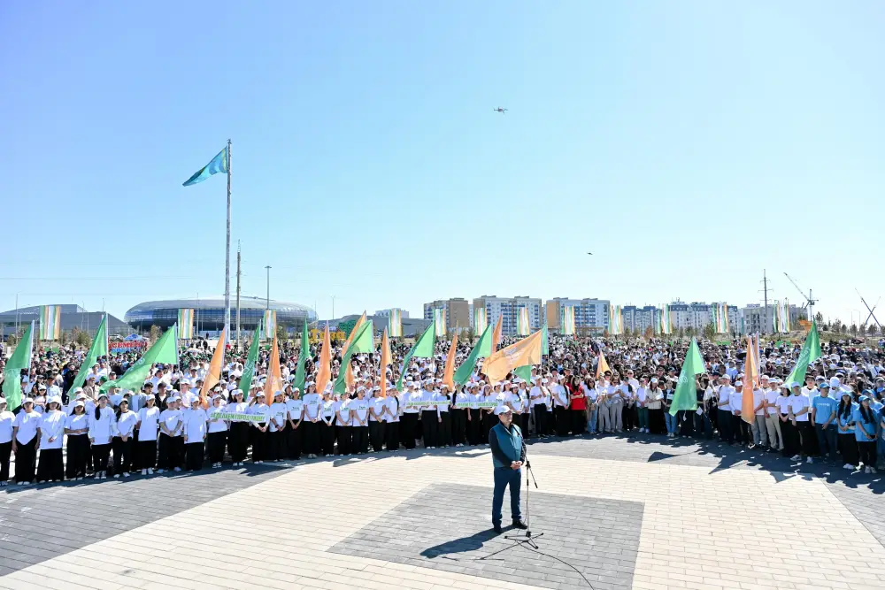 В рамках программы «Таза Қазақстан» в телемосте приняли участие более 5 тысяч жителей (2)