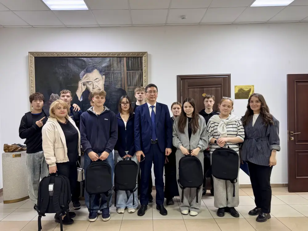 День открытых дверей для школьников организовал Комитет геологии Министерства промышленности и строительства (7)