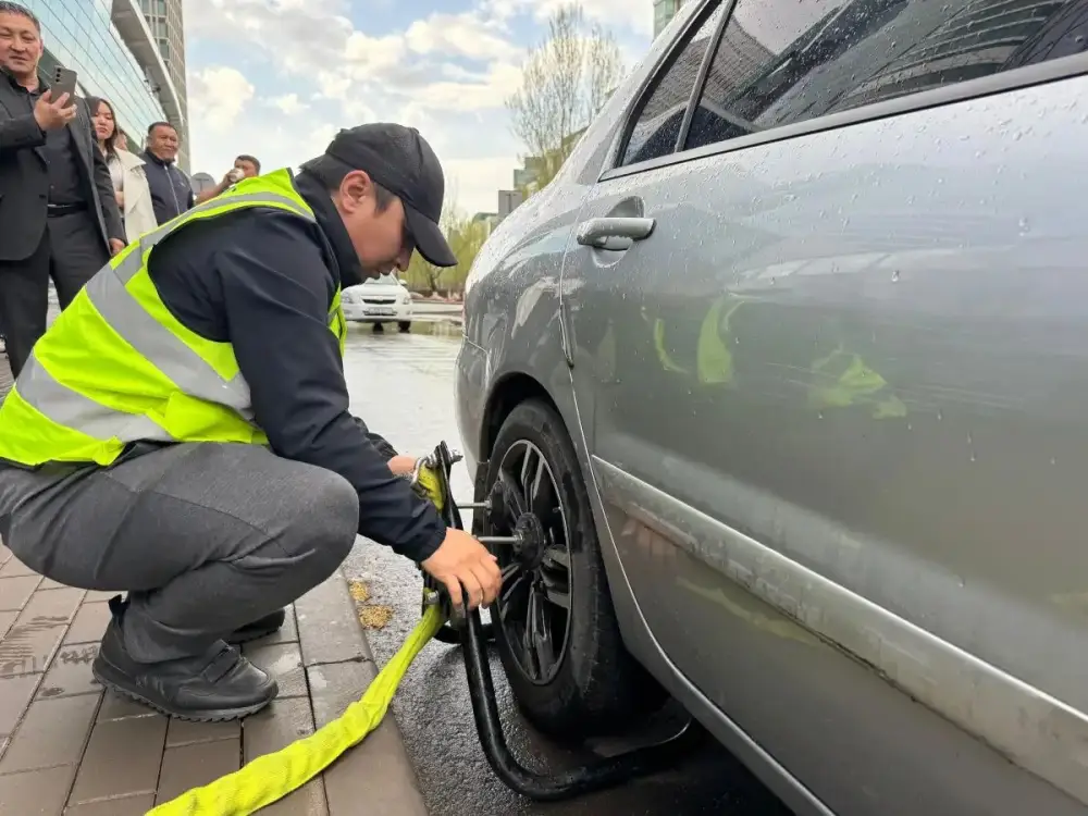 Платная эвакуация автомобилей в Астане как мера улучшения безопасности на дорогах Уральске