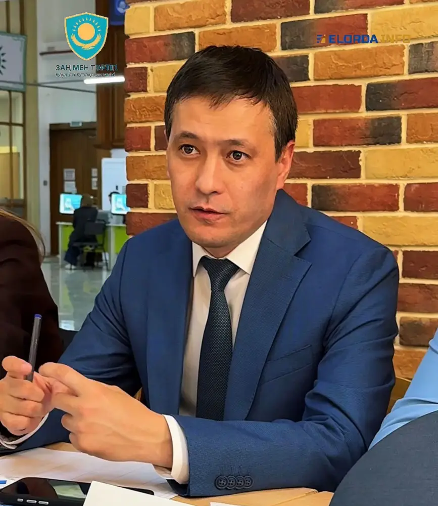 Юристы, госорганы и жители: в Астане провели масштабный правовой прием (10)