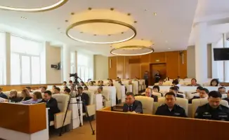 Летние горизонты: В ВКО открывают двери к профессиям и отдыху для школьников