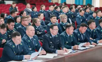 Ужесточение законодательства и школьные инспекторы как меры по снижению подростковой преступности