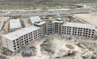 Килыбай проверил строительство комплекса «Нұр» в Актау
