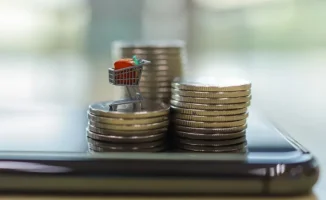 Связь на грани разрыва: тарифы операторов взлетели до небес на 300% — министр объясняет, почему сигнал стал роскошью