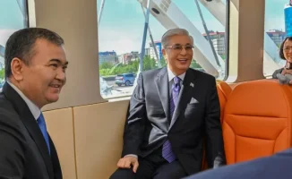 Президент Казахстана Касым-Жомарт Токаев запустил работу Astana LRT, став первым пассажиром нового транспортного проекта