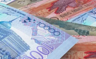 Тысяча казахстанцев получат возможность избавиться от кредитов благодаря новой государственной программе, направленной на поддержку граждан, оказавшихся в сложной финансовой ситуации. Эта инициатива призвана облегчить бремя долгов и помочь людям начать но