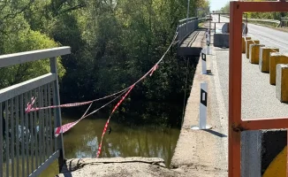 В Уральске начато обследование рухнувшего ограждения на мосту: безопасность населения под угрозой