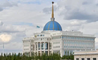 Новые изменения в Конституции: депутаты обсуждают закон о Президенте Казахстана