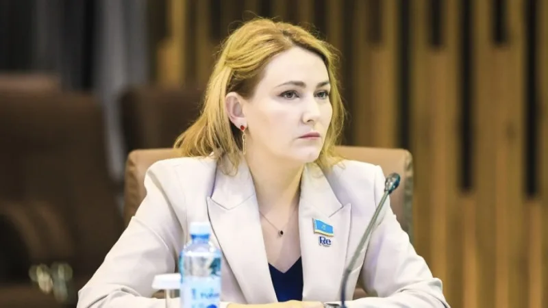 Депутат Смолякова предложила признать жестовый язык полноценным языком общения в Казахстане Уральске