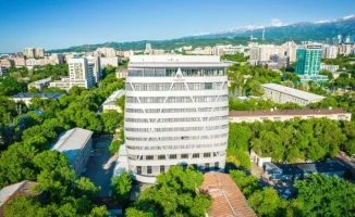 Споры вокруг DoubleTree by Hilton в Алматы: депутат предупреждает о возможных юридических последствиях незаконного изъятия отеля