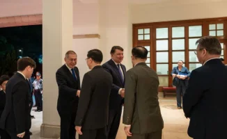 Гонконг: Социальные контрасты в технологическом прогрессе и городской жизни