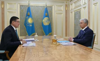 Токаев требует от акима Уали улучшения качества жизни в Абайской области: возможные изменения для местных жителей